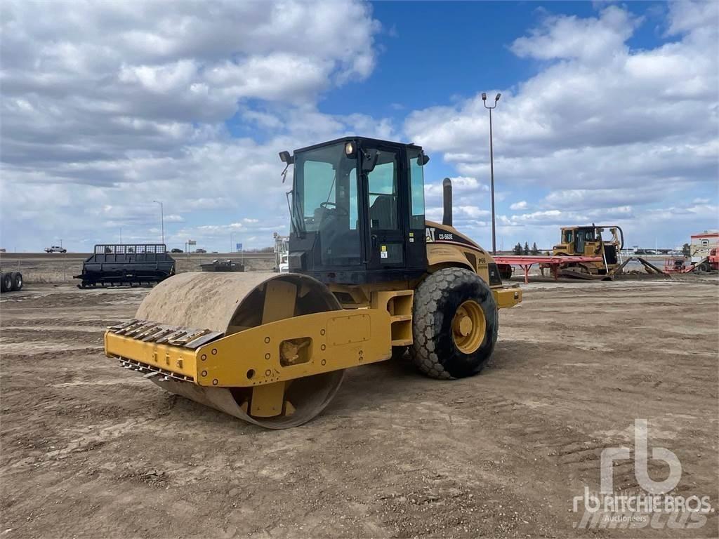 CAT CS563E Soil compactors