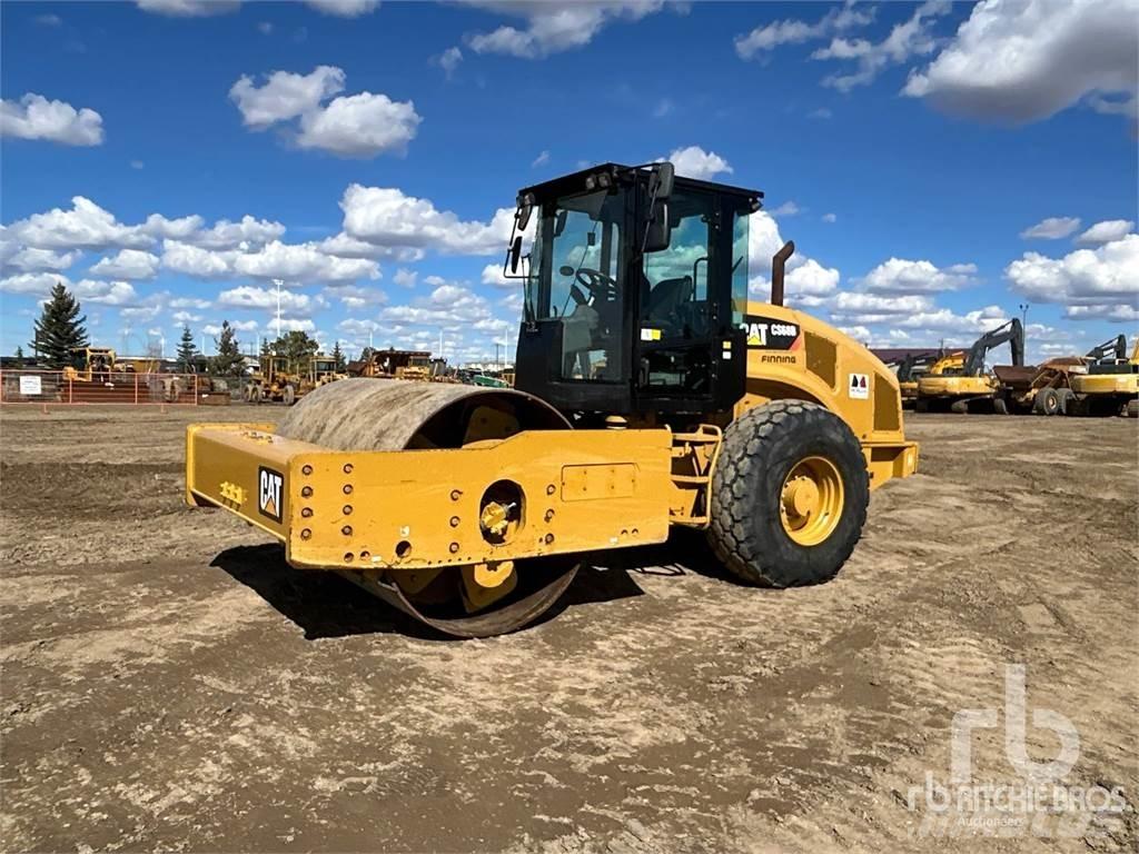 CAT CS68B Soil compactors