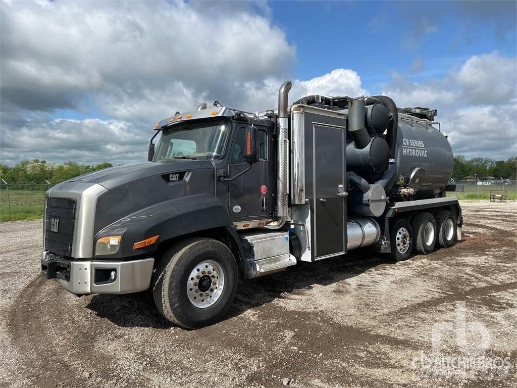 CAT CT660 Combi / vacuum trucks