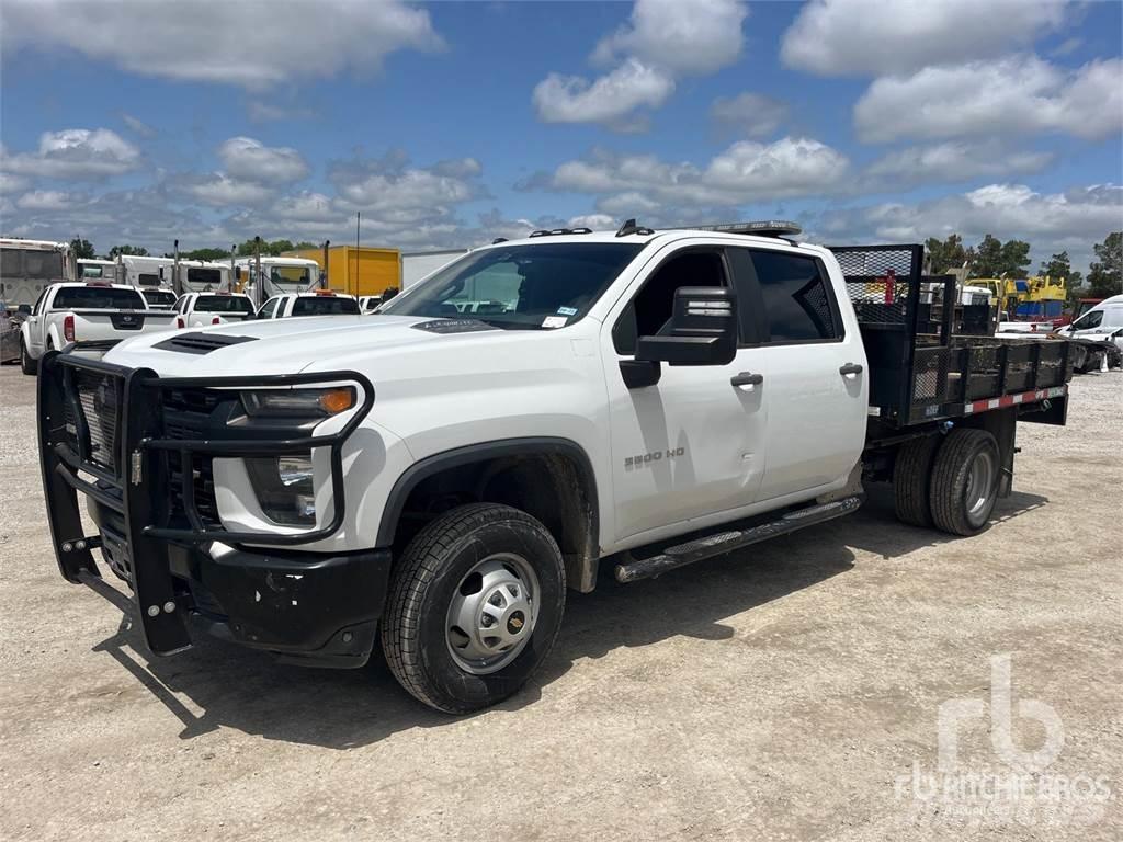 Chevrolet 3500 Flatbed / Dropside trucks