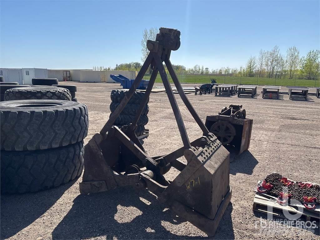  Dragline Clam Buckets