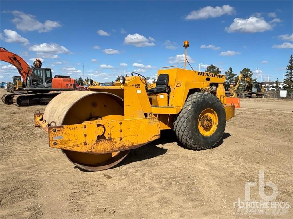 Dynapac CA25 Soil compactors