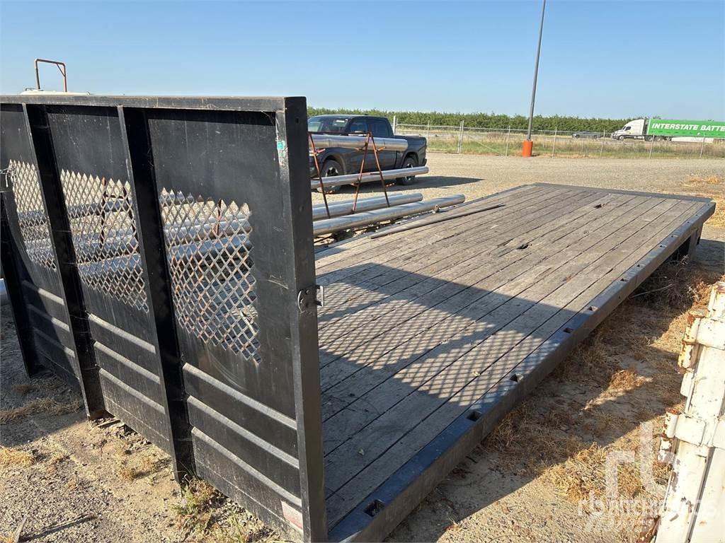  Flatbed Cabins and interior