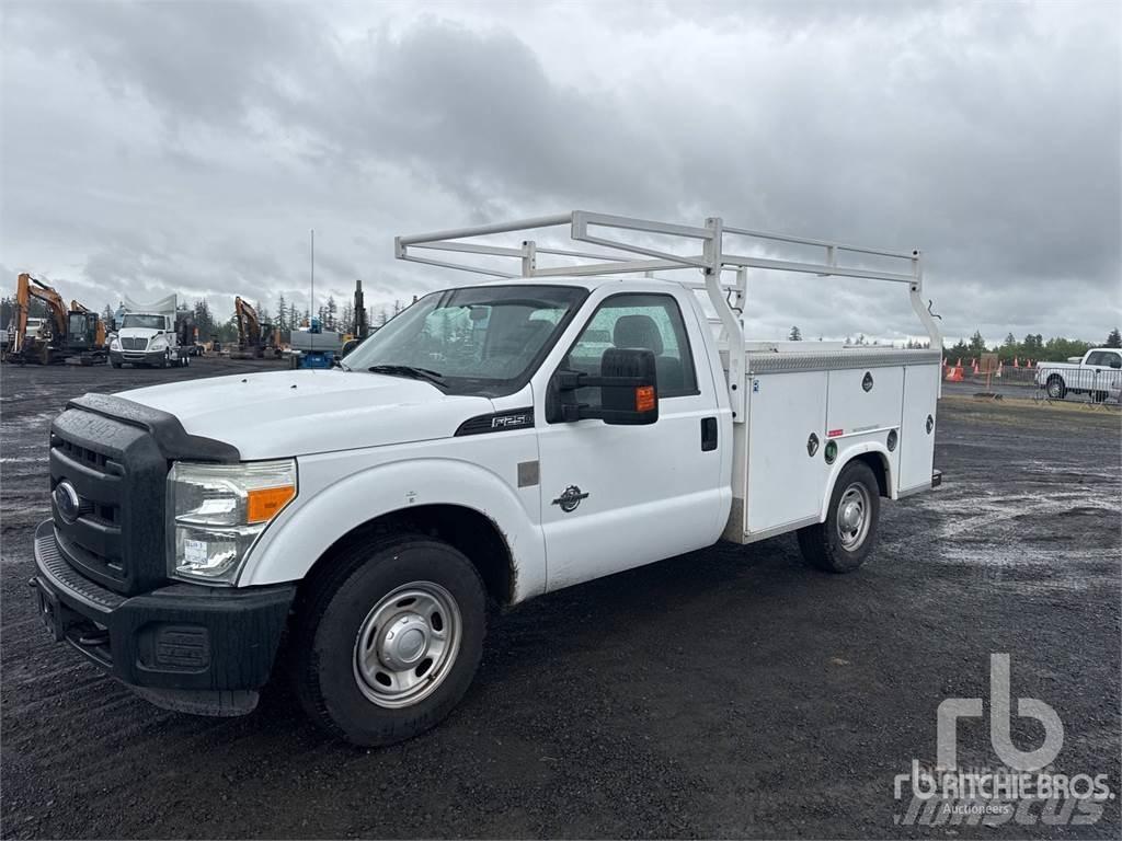 Ford F-250 Construction - Others