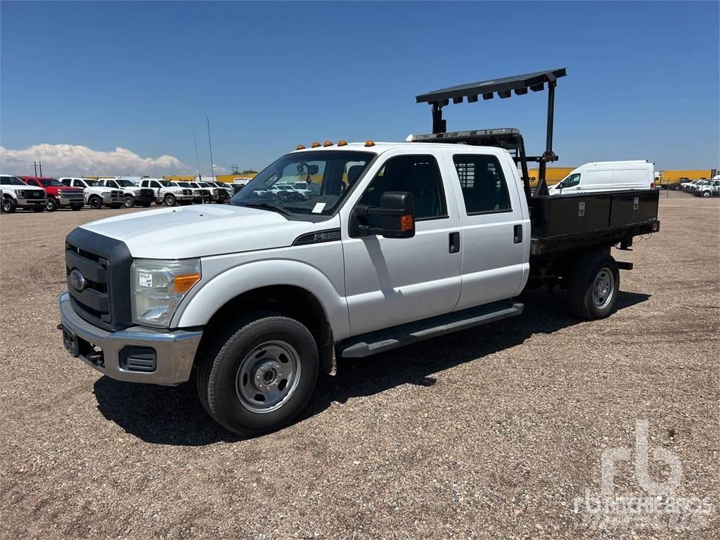 Ford F-350 Flatbed / Dropside trucks