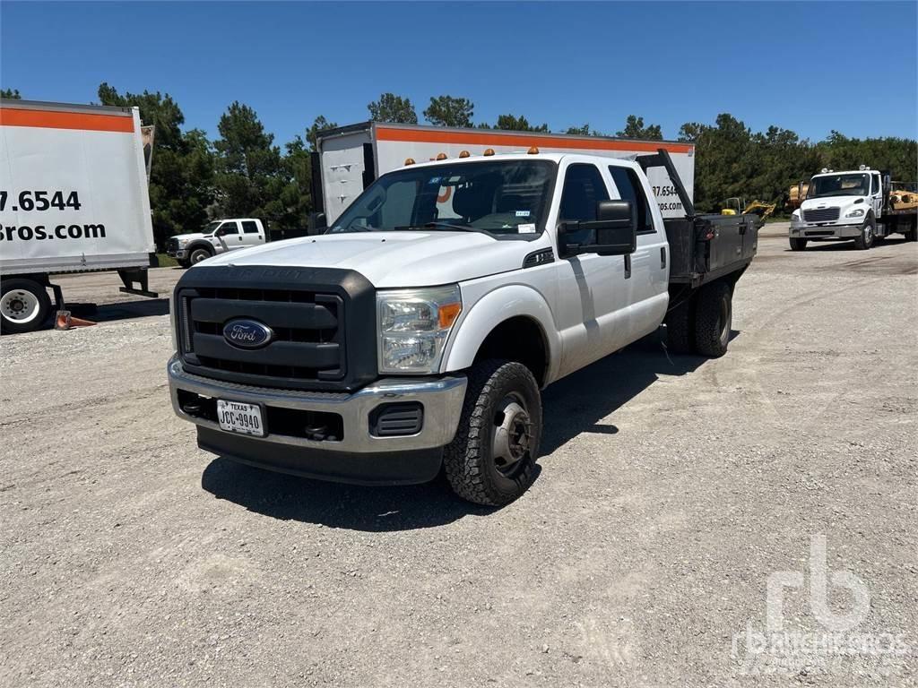 Ford F-350 Flatbed / Dropside trucks