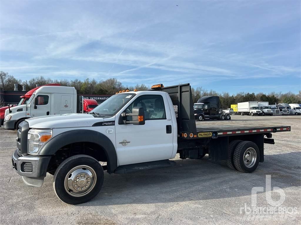 Ford F-550 Flatbed / Dropside trucks