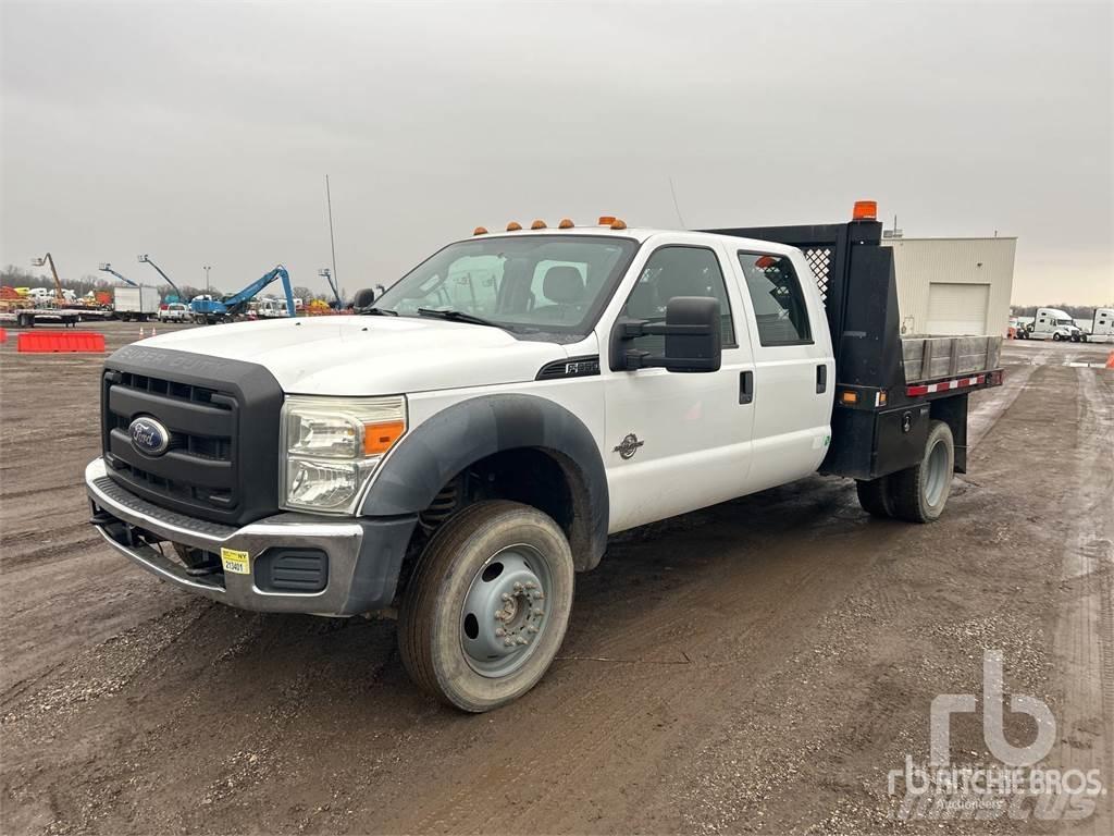 Ford F-550 Flatbed / Dropside trucks