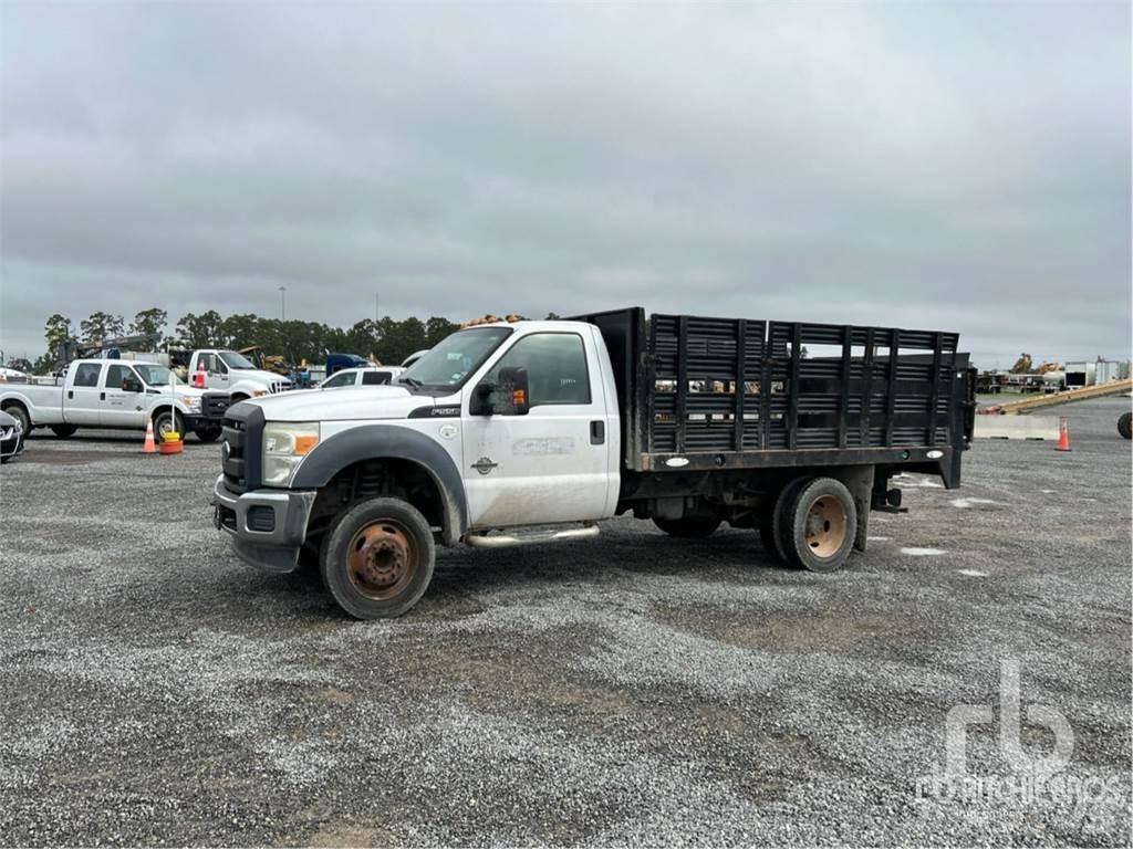 Ford F-550 Flatbed / Dropside trucks