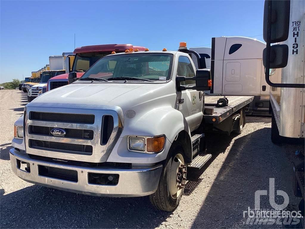 Ford F-650 Flatbed / Dropside trucks