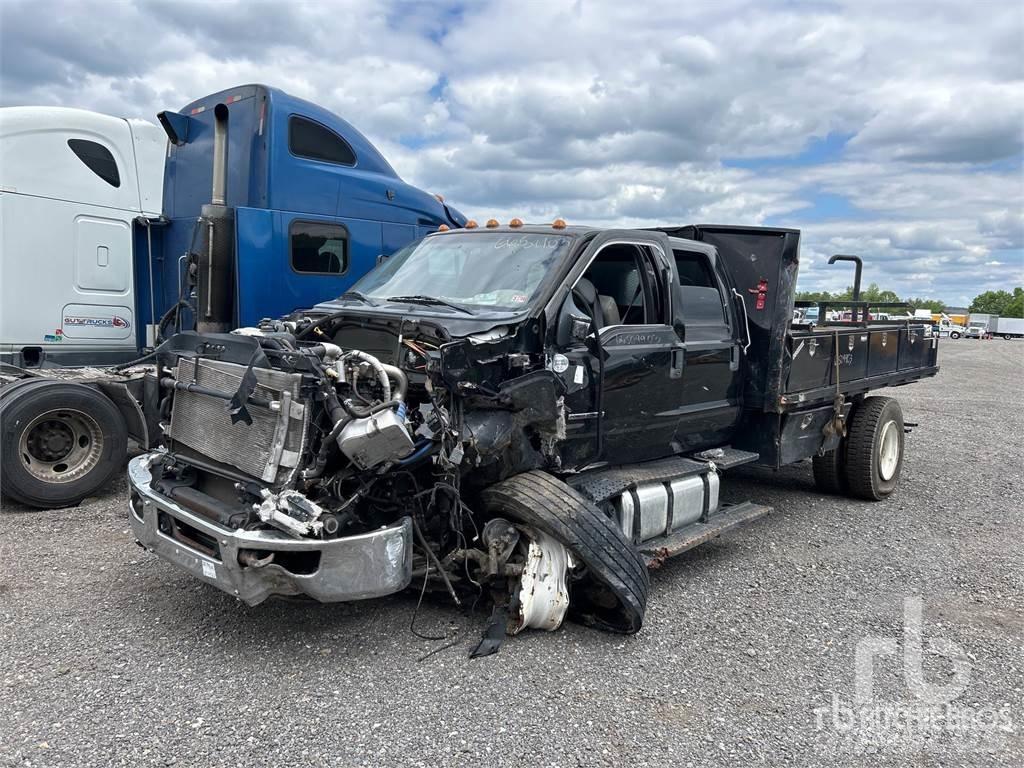 Ford F-750 Flatbed / Dropside trucks