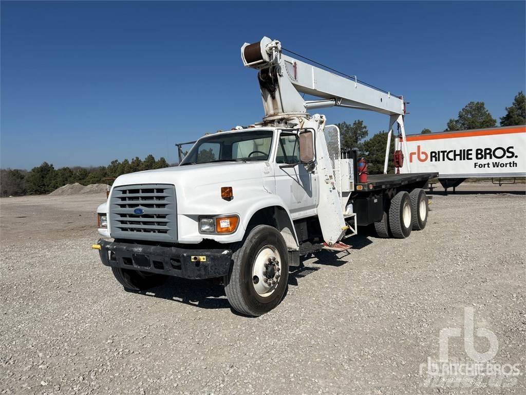 Ford FT900F Crane trucks