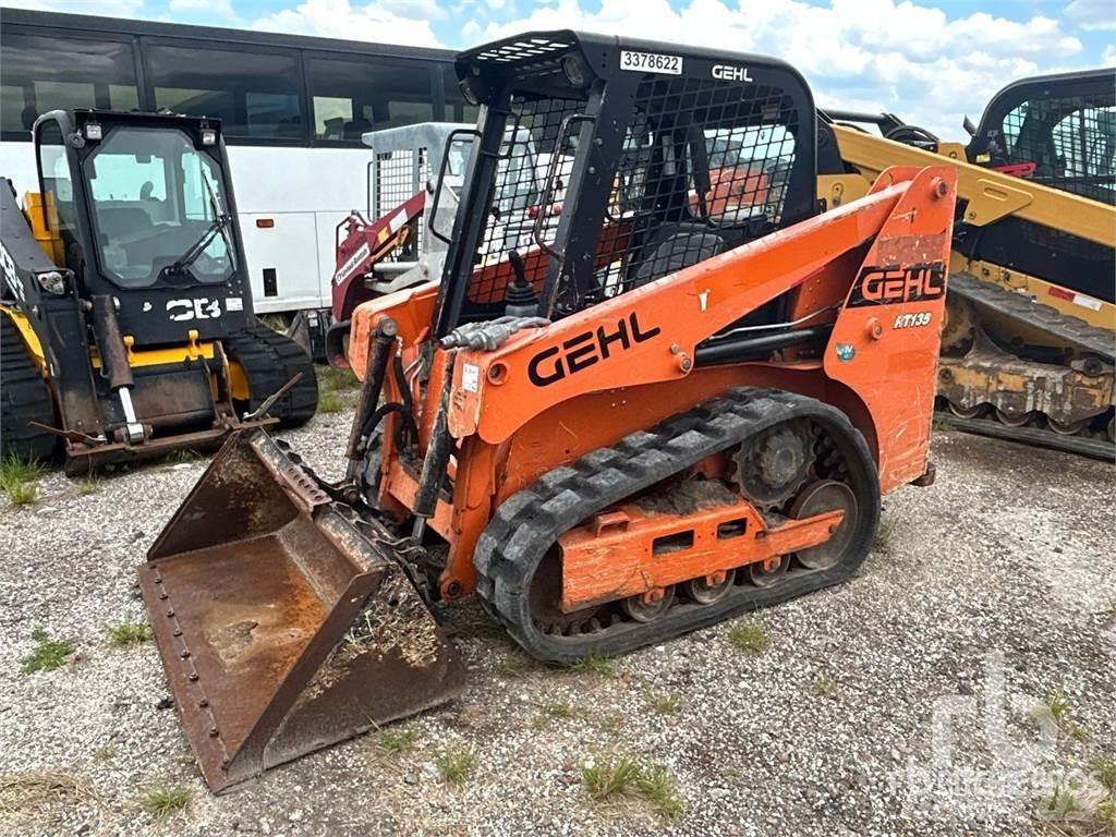 Gehl RT135 Skid steer loaders