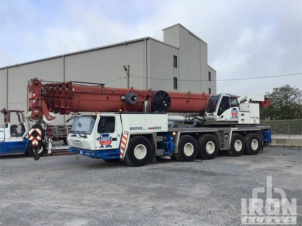 Grove GMK5225 All terrain cranes