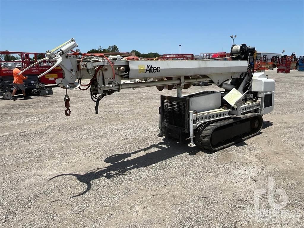 Hinowa PT3000 Mobile drill rig trucks