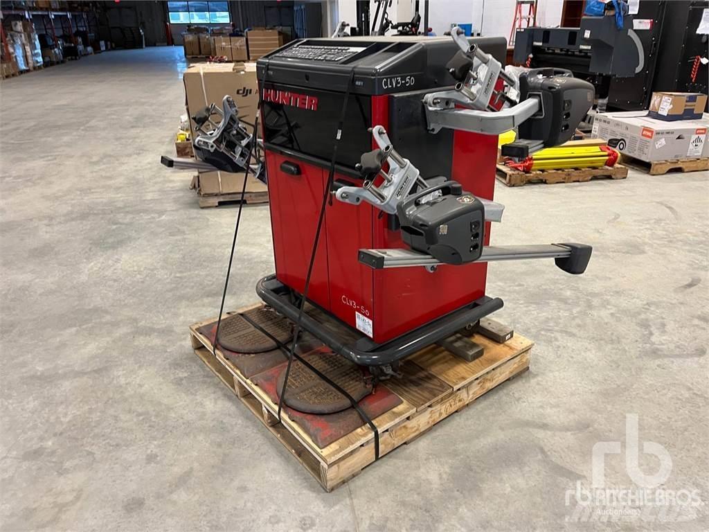 Hunter R811 Construction - Others