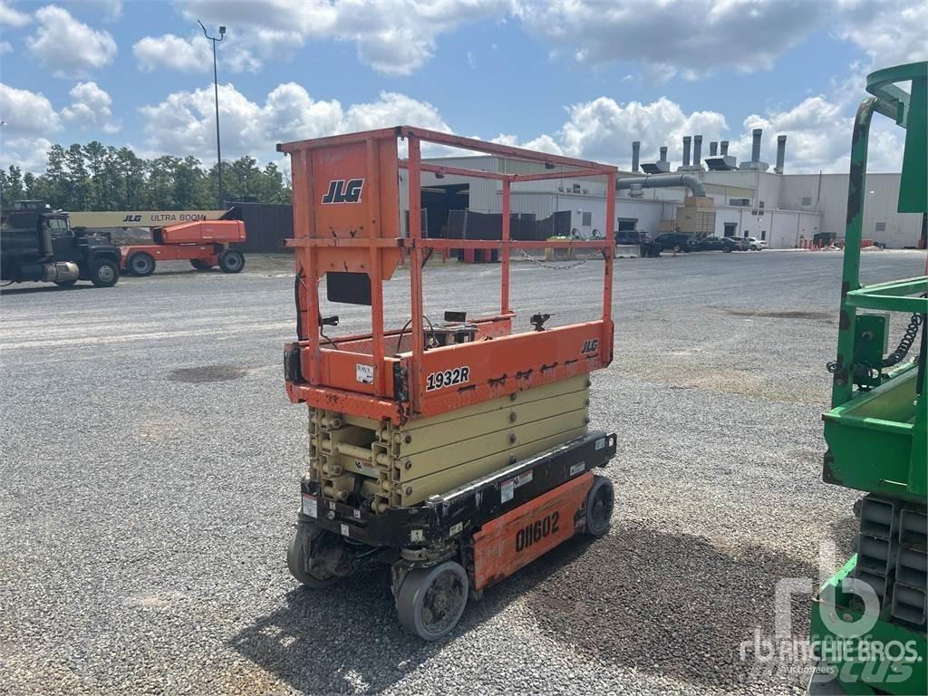 JLG 1932R Scissor lifts