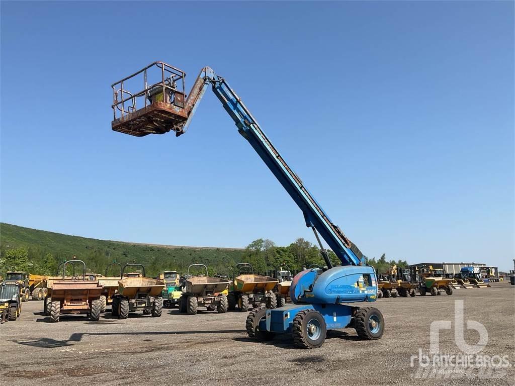 JLG 660SJ Articulated boom lifts
