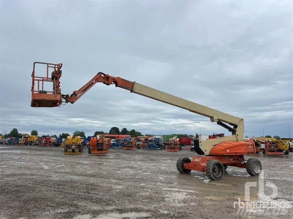 JLG E600JP Articulated boom lifts