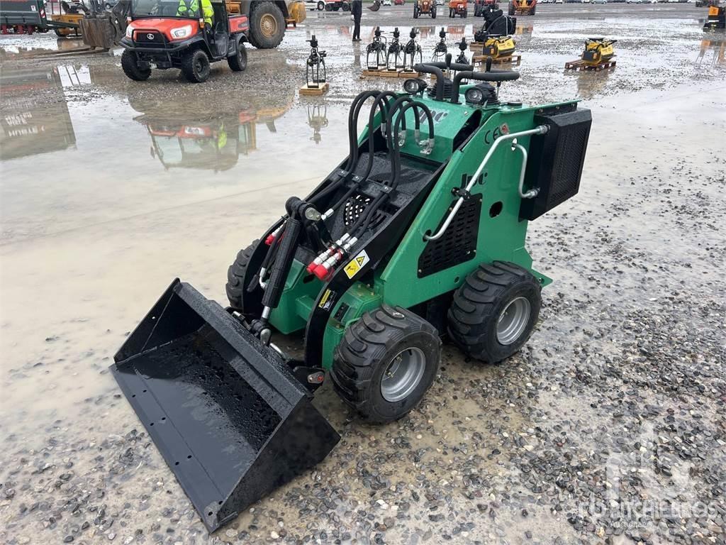 JPC HT320 Skid steer loaders