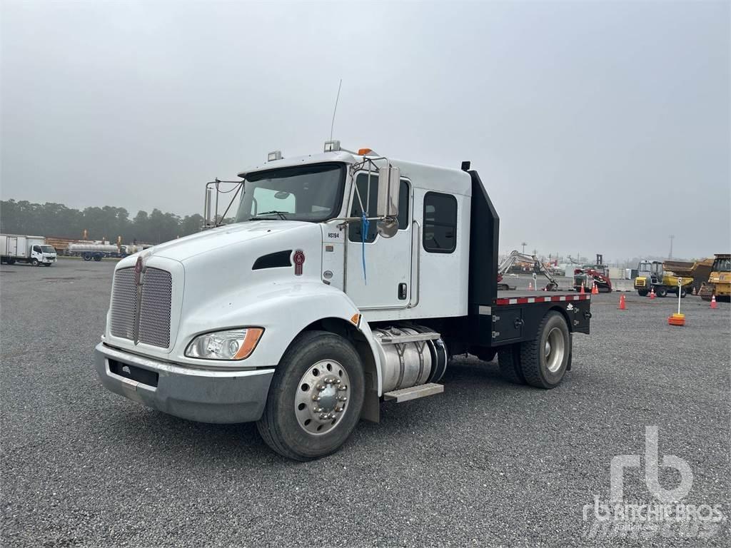 Kenworth T-370 Flatbed / Dropside trucks