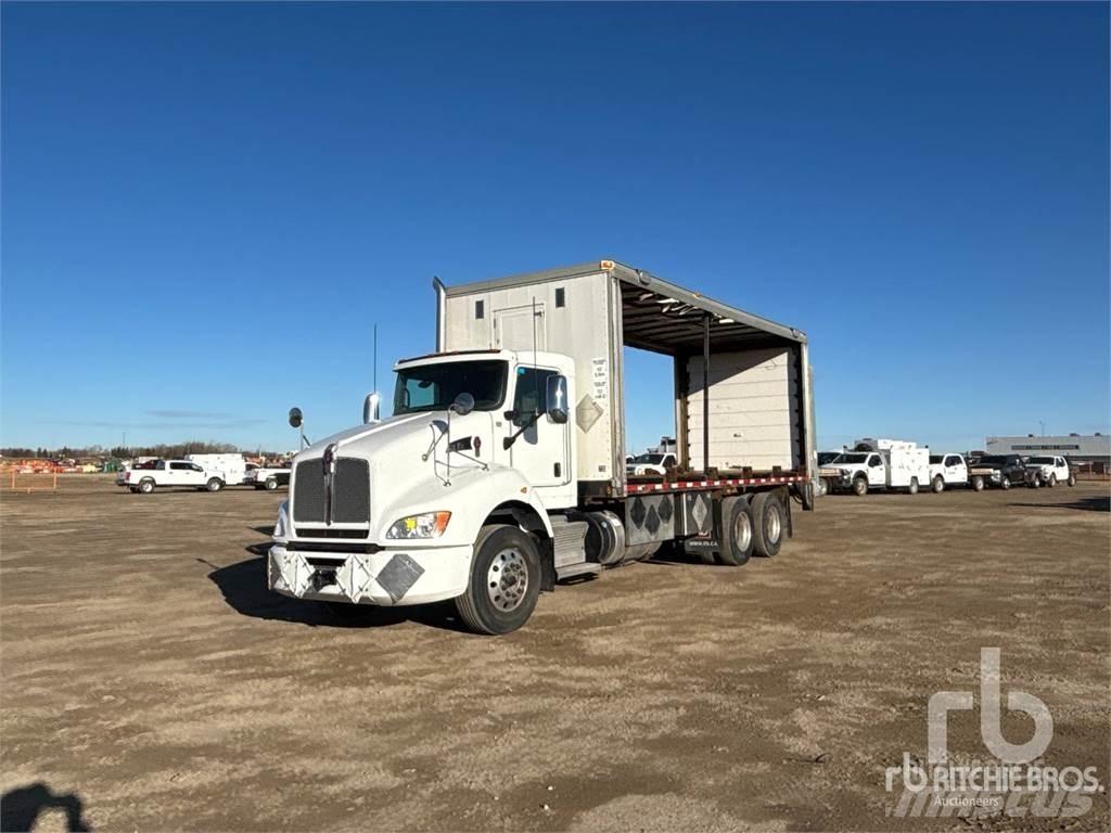 Kenworth T400 Curtainsider trucks
