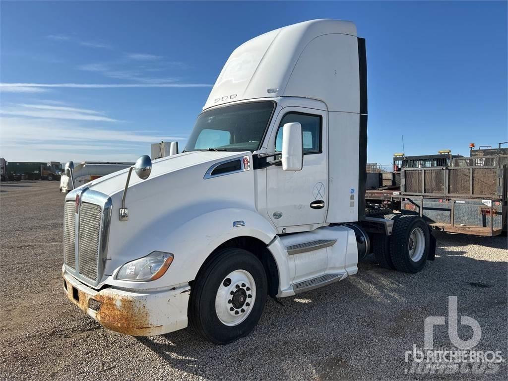 Kenworth T680 Tractor Units
