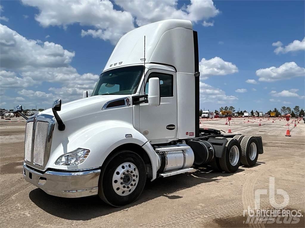 Kenworth T680 Tractor Units
