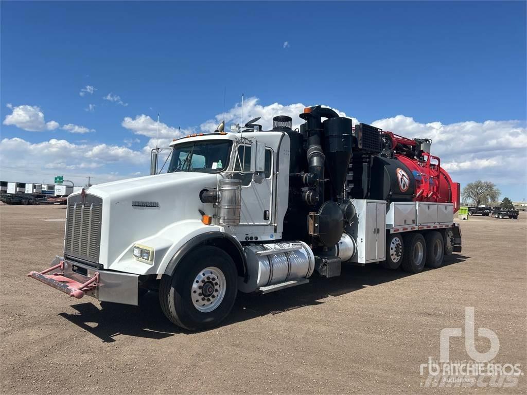 Kenworth T800 Combi / vacuum trucks