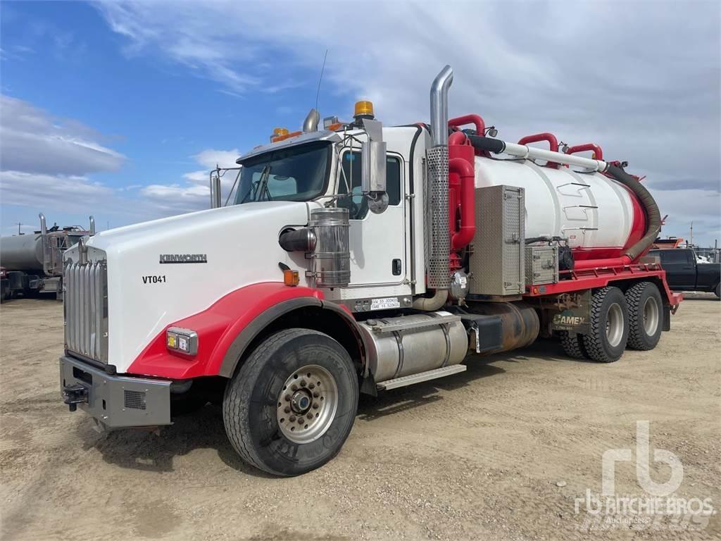Kenworth T800 Combi / vacuum trucks