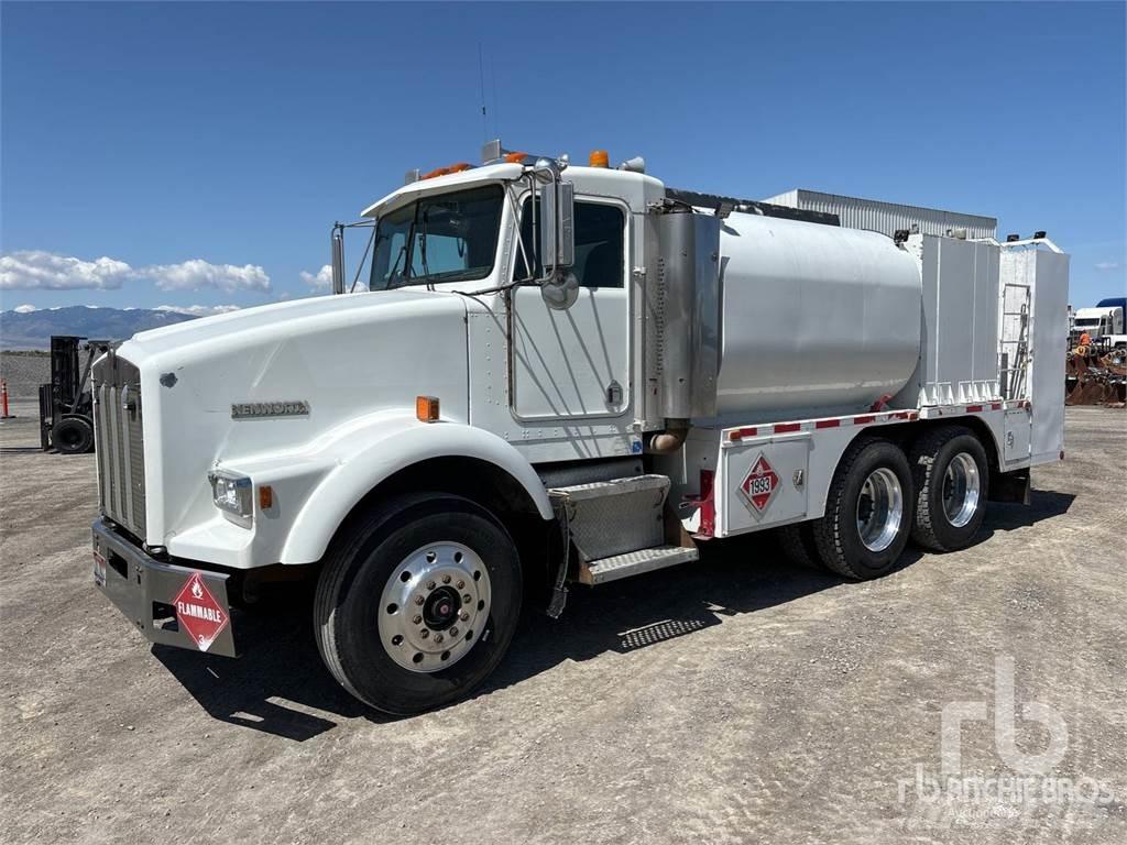 Kenworth T800 Tanker trucks