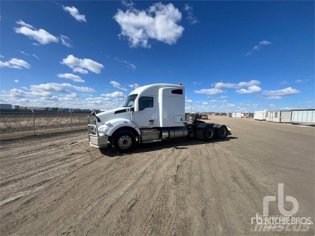 Kenworth T880 Tractor Units