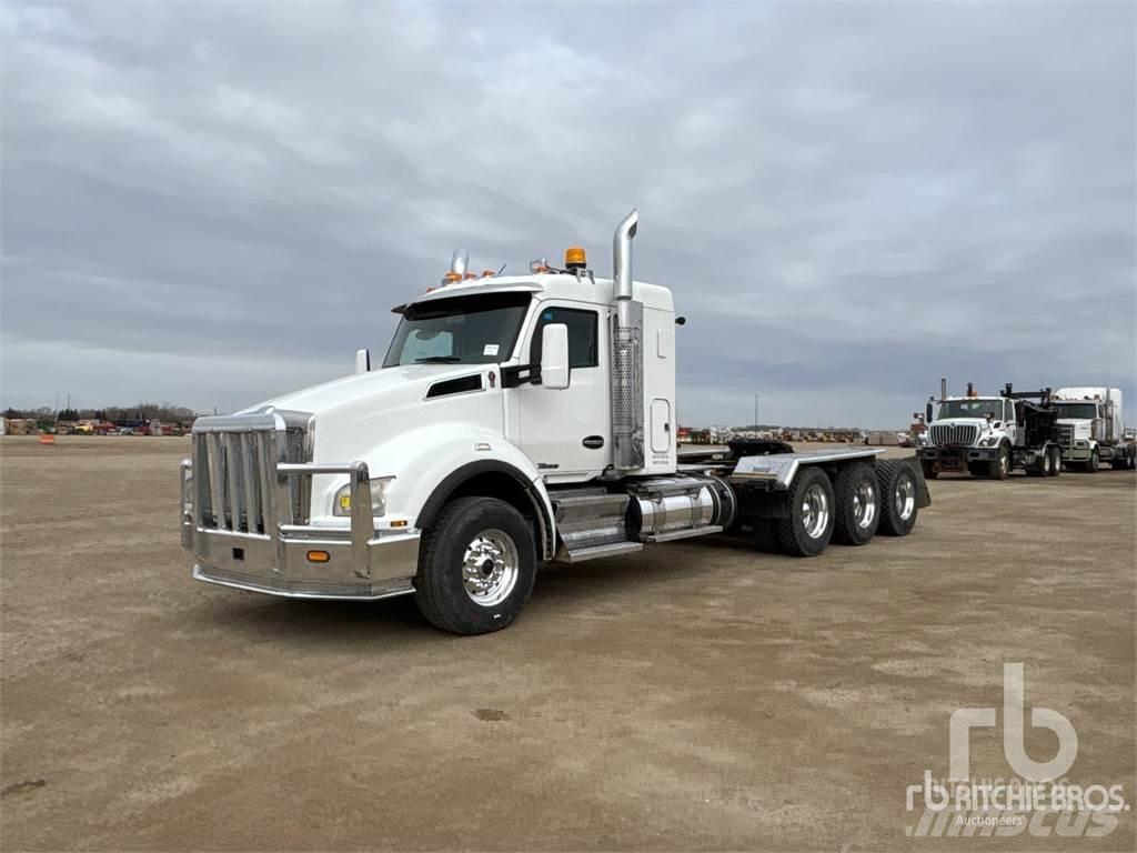 Kenworth T880 Tractor Units