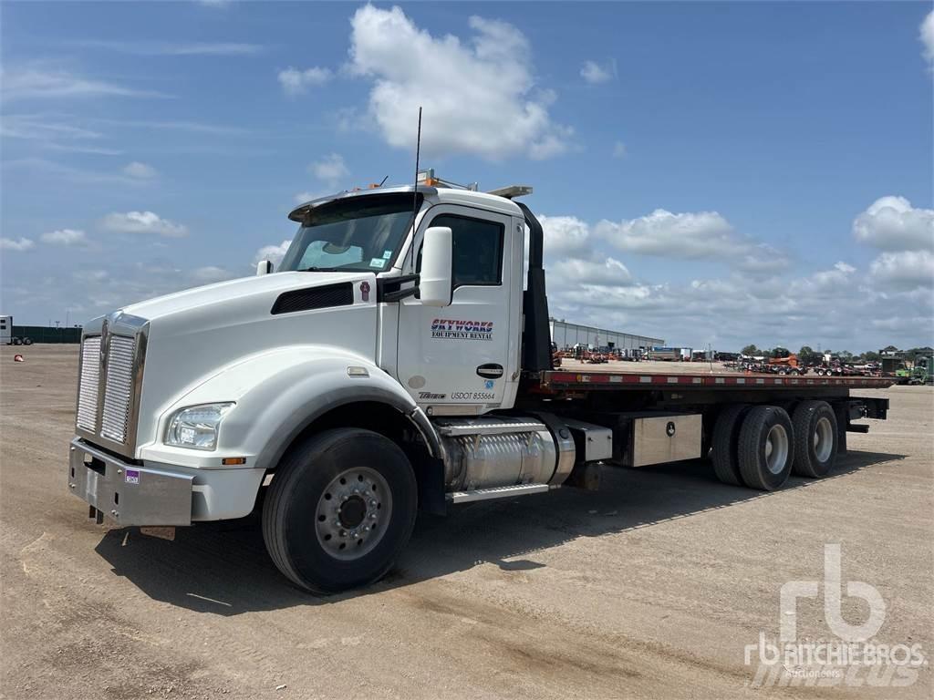 Kenworth T880 Recovery vehicles