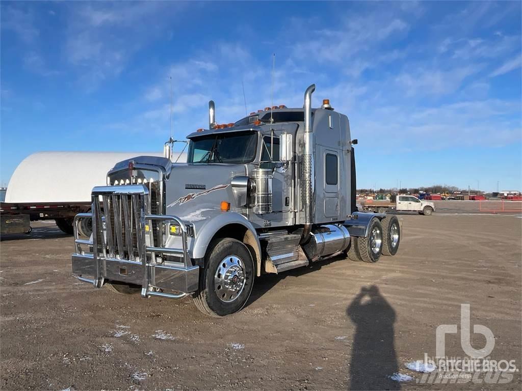 Kenworth W900 Tractor Units