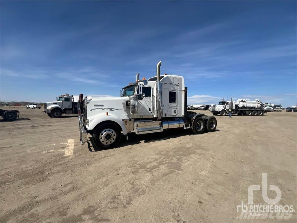 Kenworth W900 Tractor Units