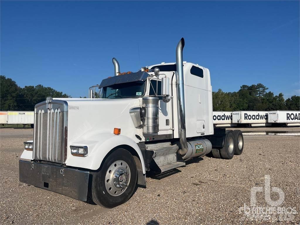 Kenworth W900 Tractor Units