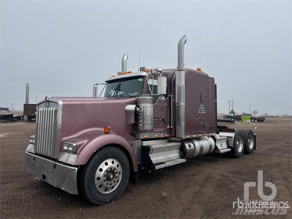 Kenworth W900 Tractor Units