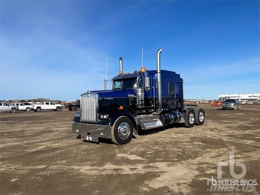 Kenworth W900L Tractor Units