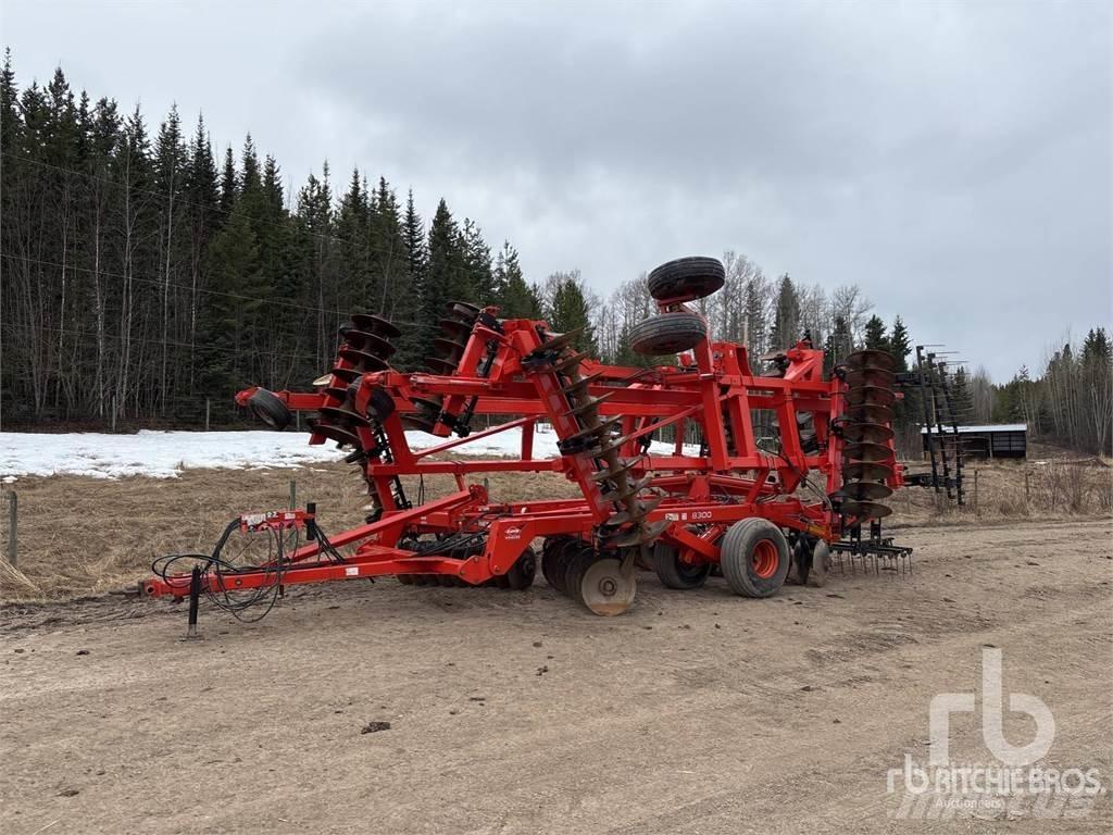 Kuhn 8300 Disc harrows