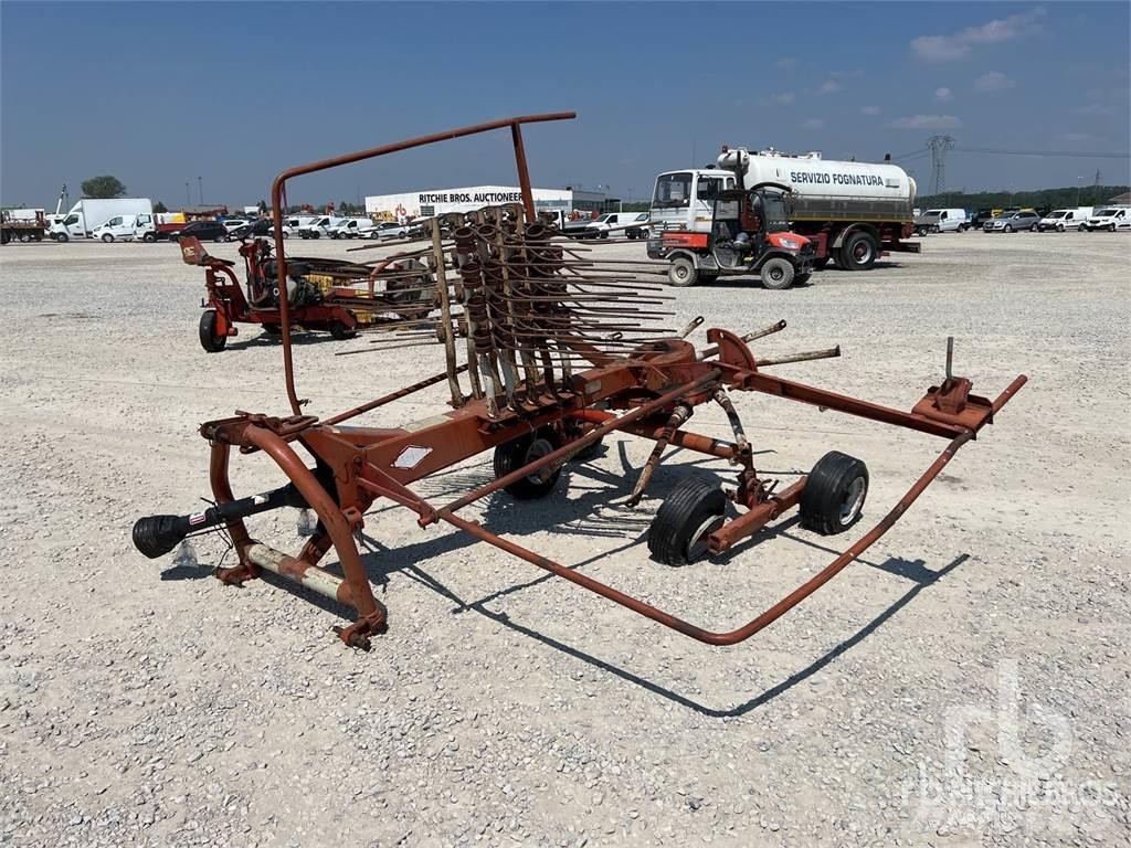 Kuhn GA381GM Rakes and tedders