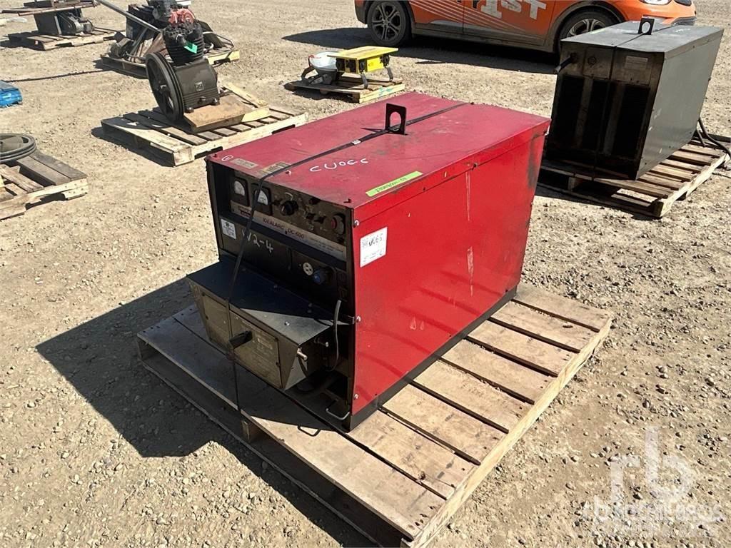 Lincoln DC600 Welding machines