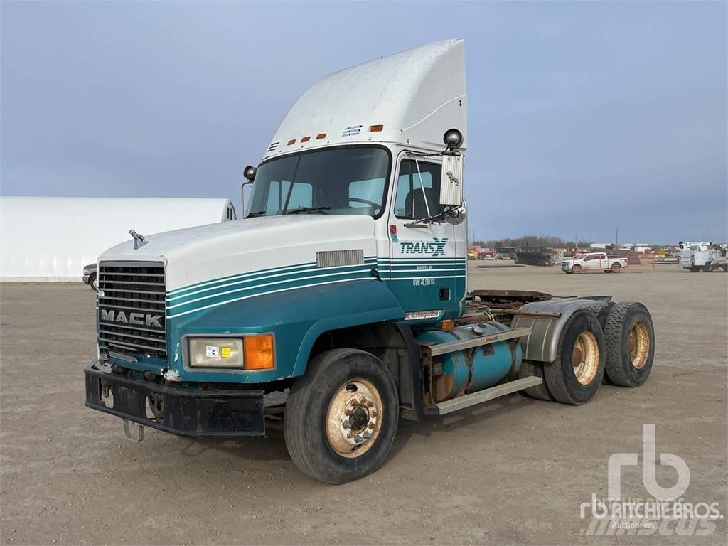 Mack CH613 Tractor Units