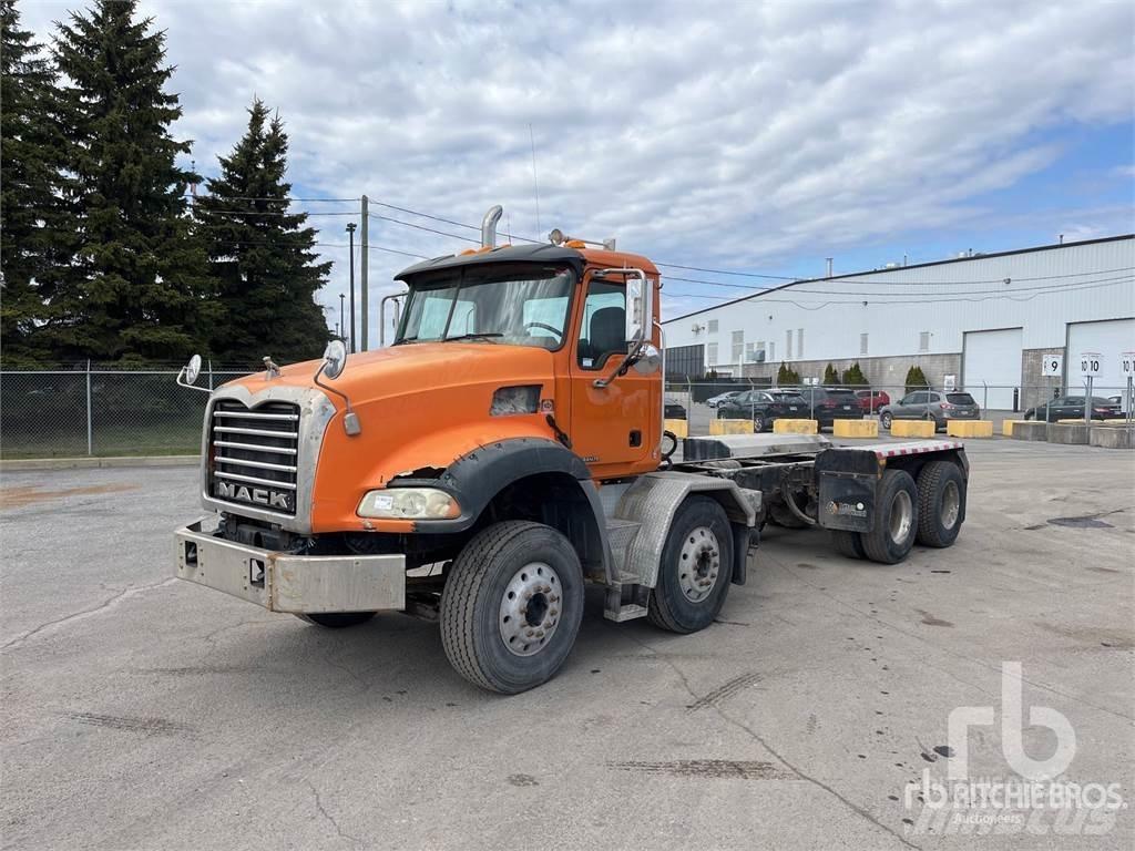 Mack CT713 Chassis Cab trucks