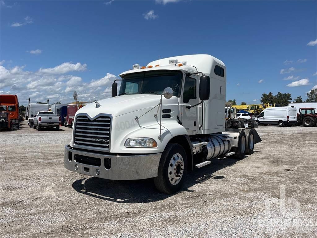 Mack CXU613 Tractor Units