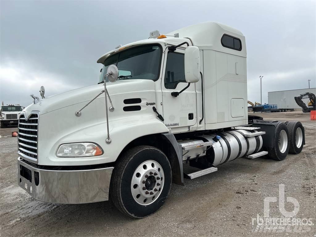 Mack CXU613 Tractor Units