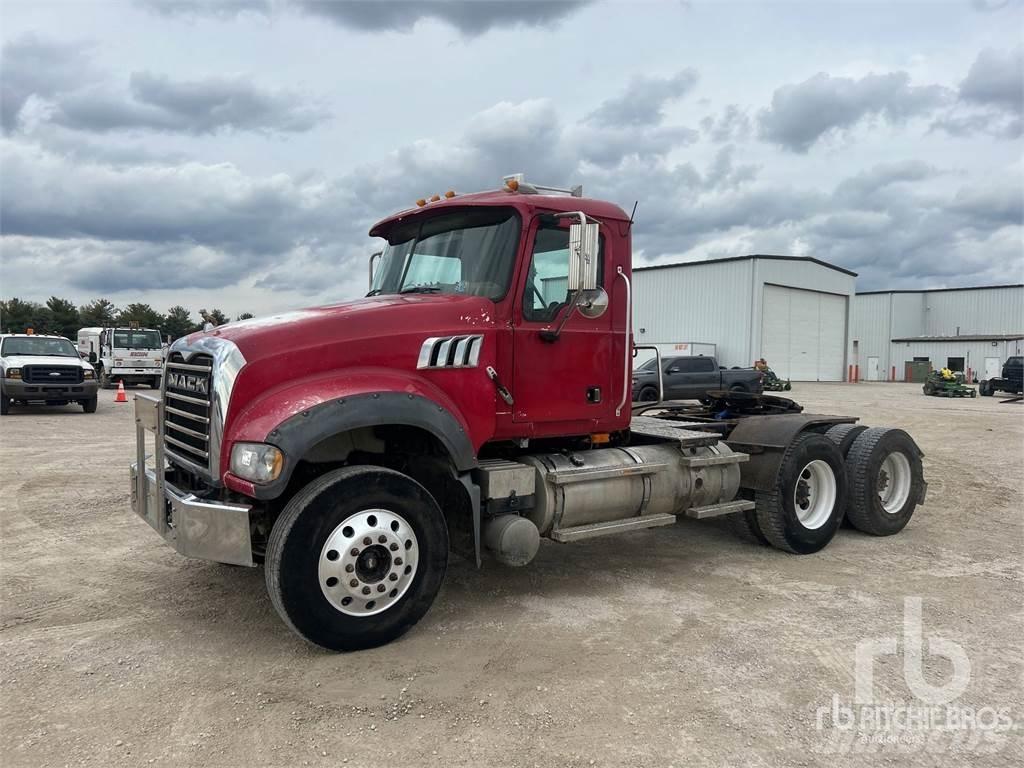 Mack GU713 Tractor Units