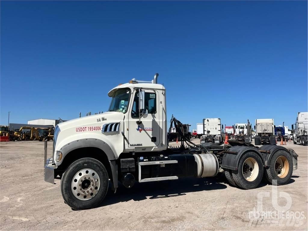 Mack GU713 Tractor Units