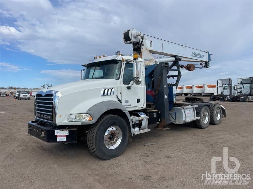Mack GU813 Crane trucks