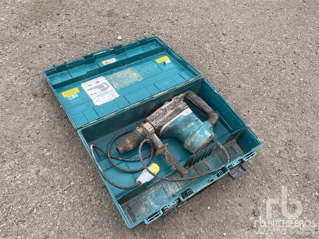 Makita HR4013C Hammers / Breakers